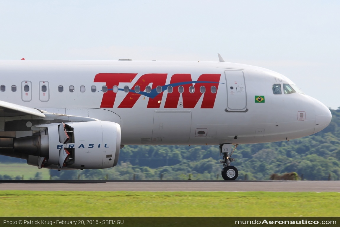 Airbus A320-200 PR-MYO