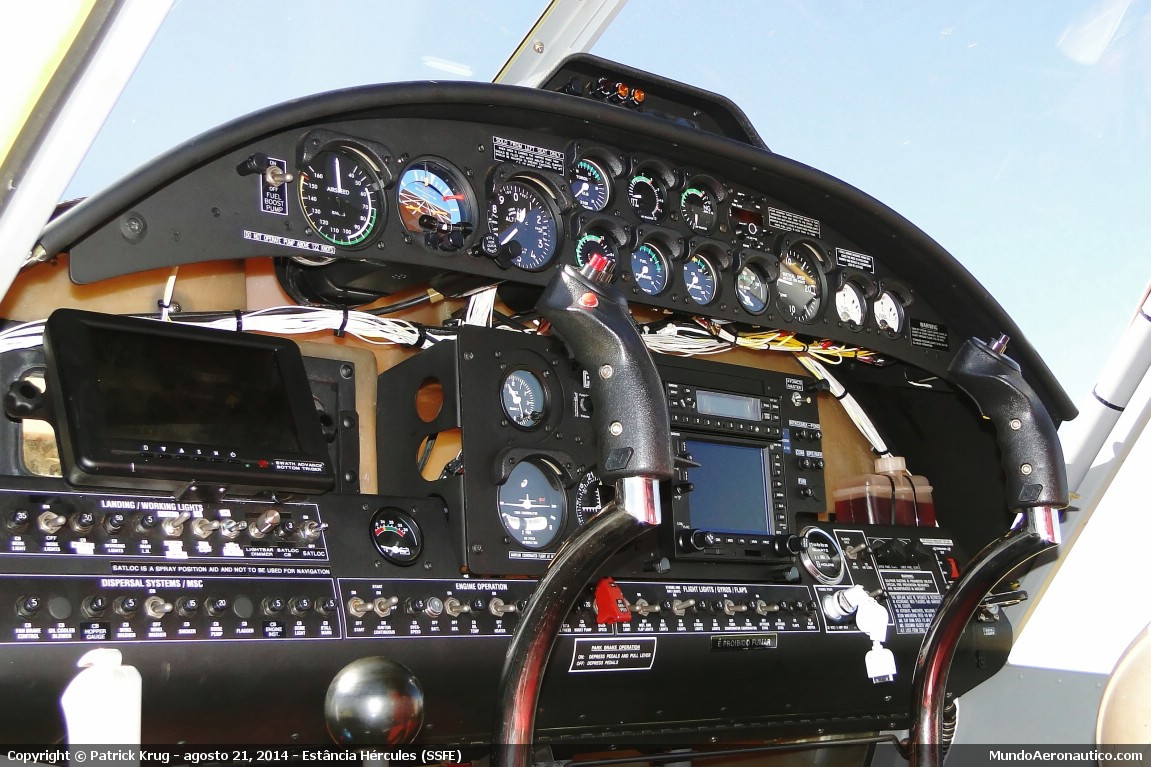 Air Tractor AT-504 PR-FKM