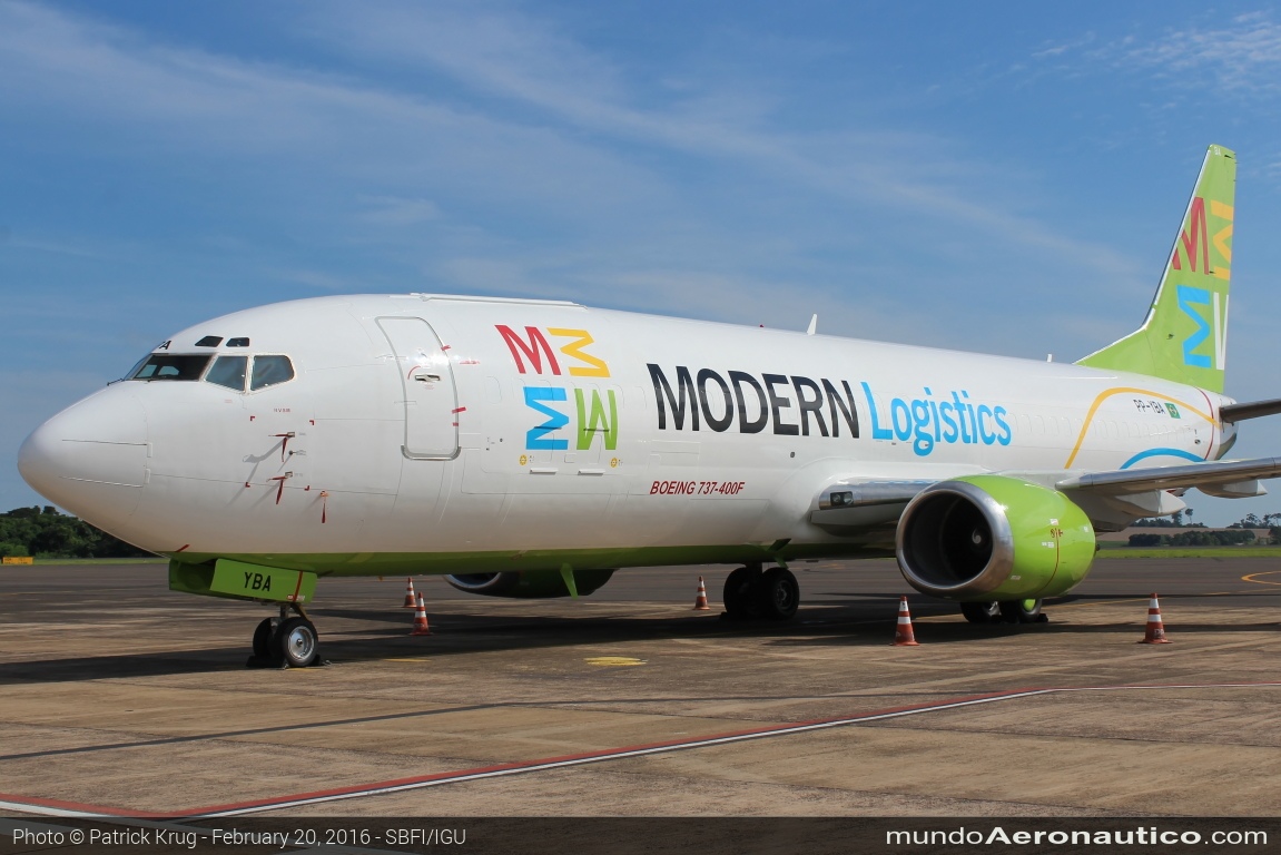 Boeing 737-400F PP-YBA