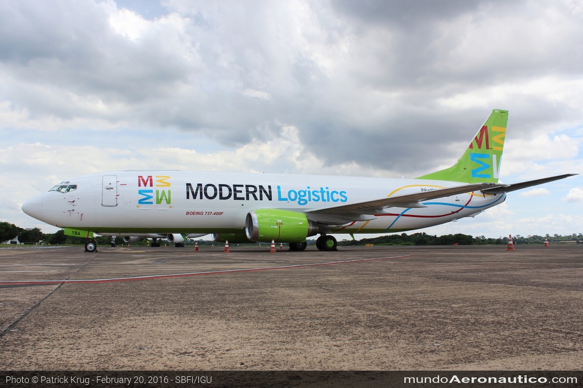 Boeing 737-400F PP-YBA