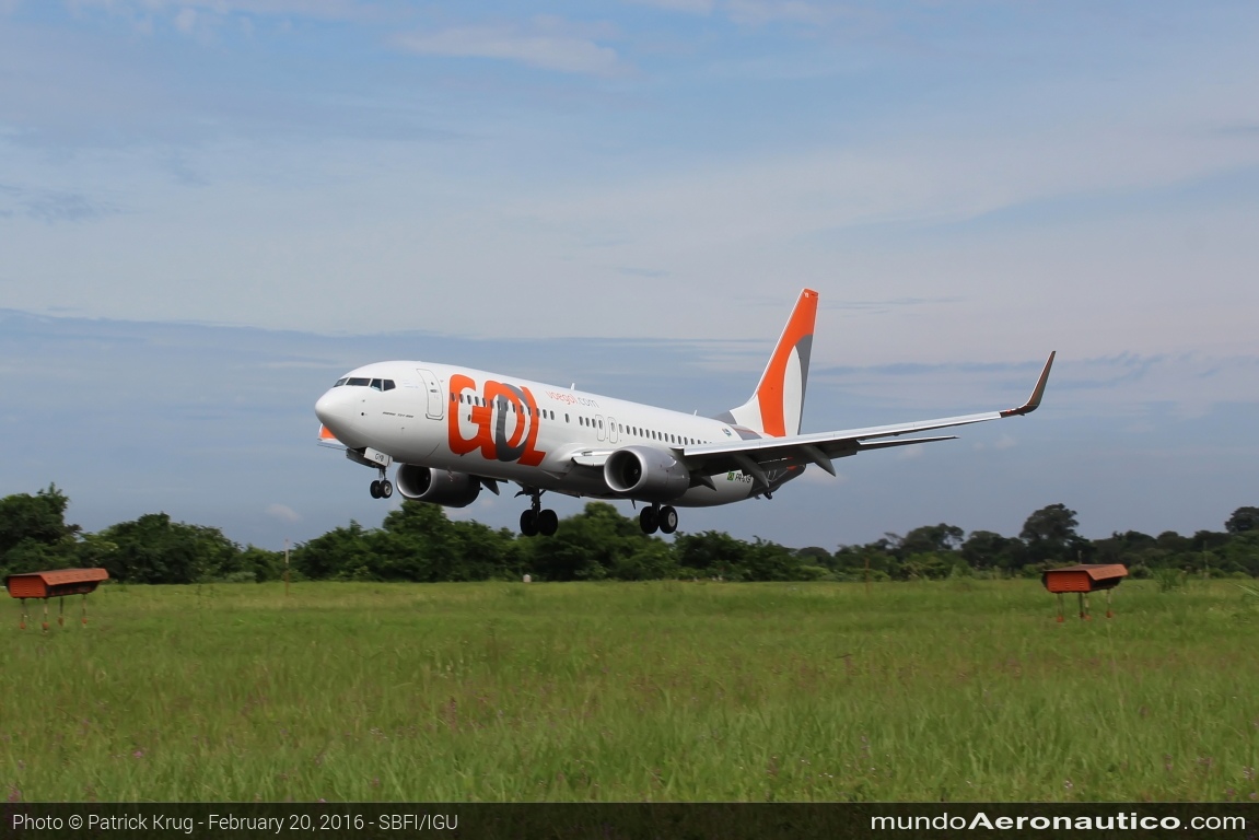 Boeing 737-800 PR-GYB
