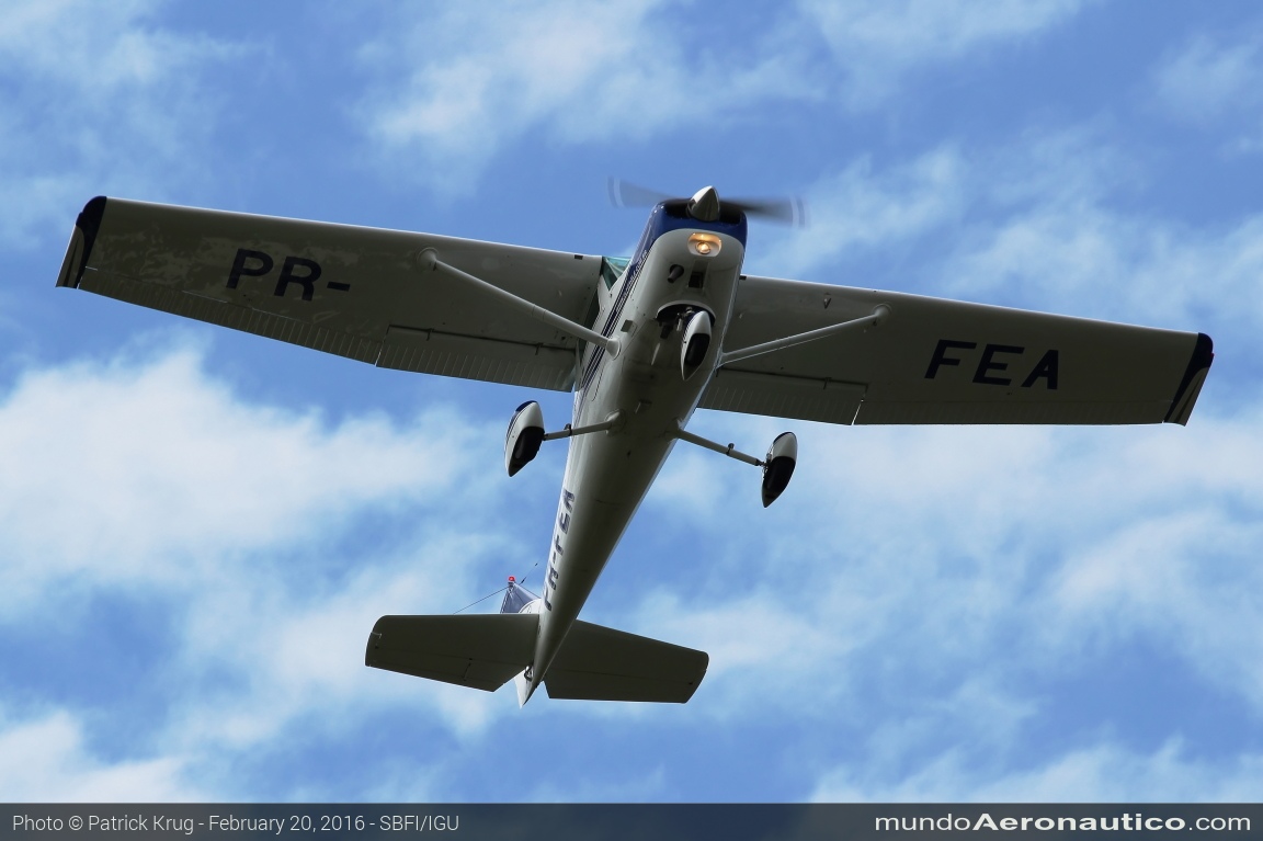 Cessna 152 PR-FEA