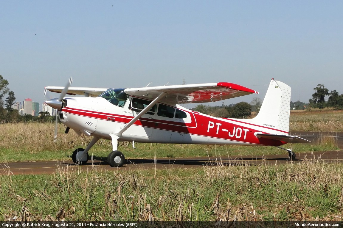 Cessna 180 PT-JOT
