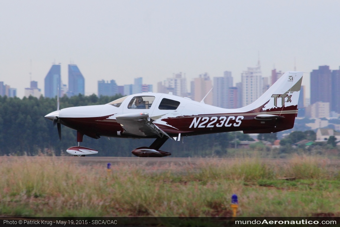 Cessna T240 TTx N223CS