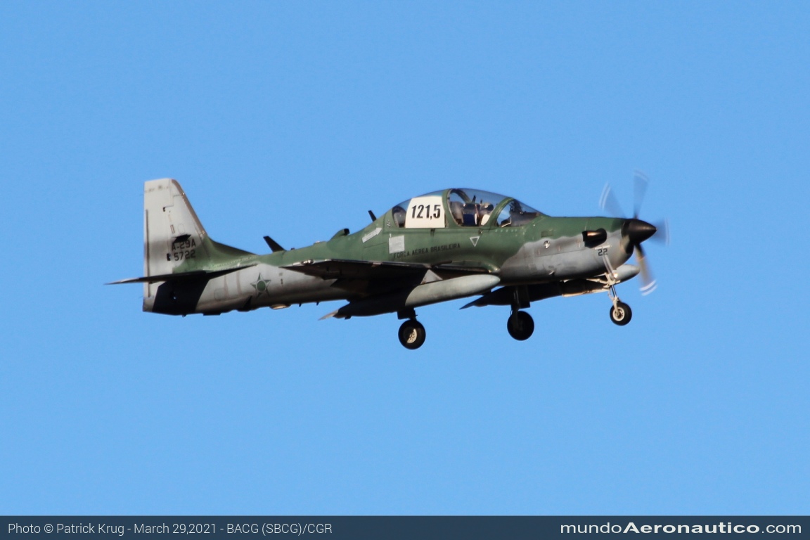 Embraer A-29A Super Tucano FAB5722