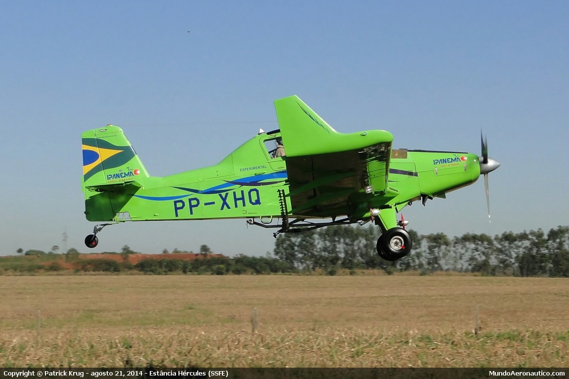 Embraer EMB-202 Ipanemao PP-XHQ