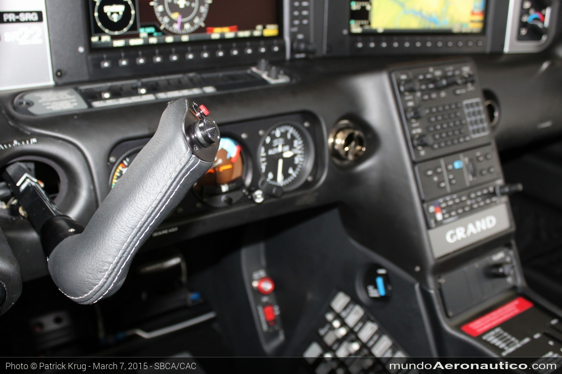Cirrus SR-22 PR-SRG